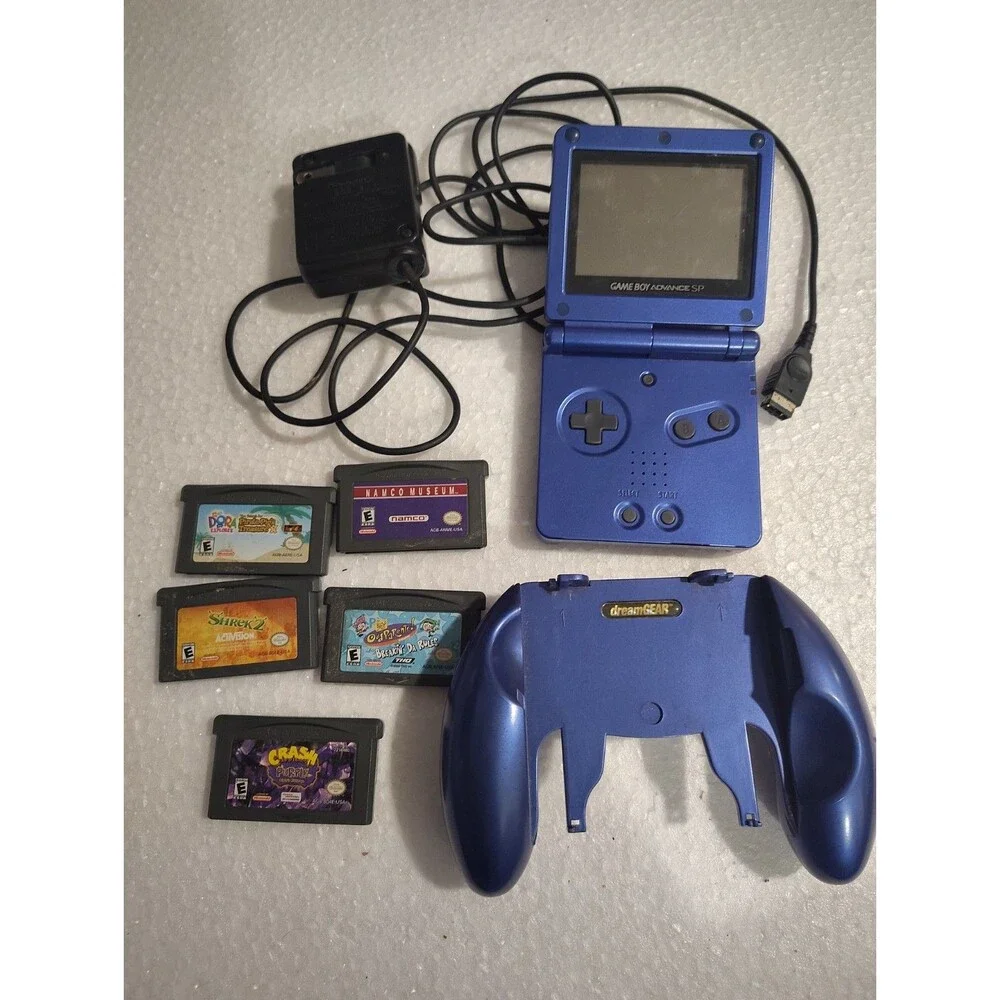 Nintendo Game Boy Advance SP Dreamgear Control Grip Attachment, Blue Games Works
